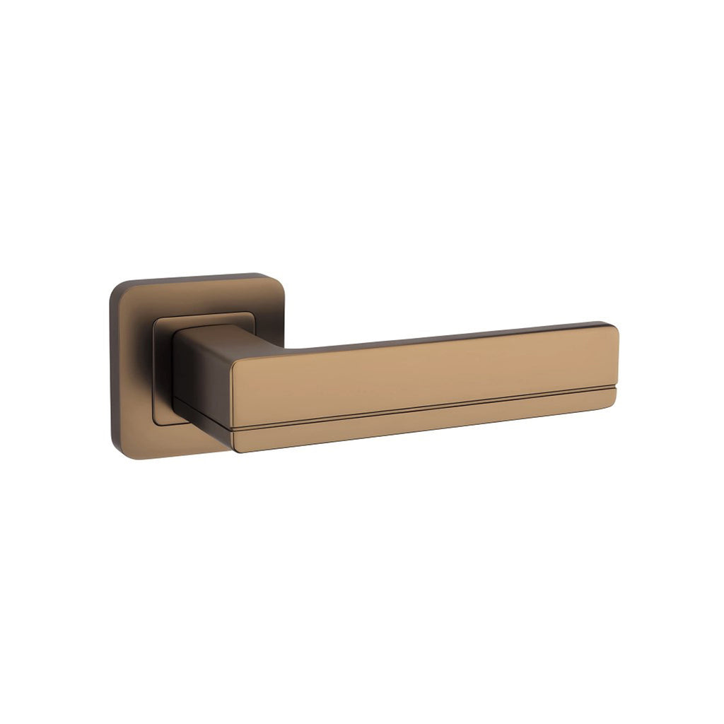 Hermes Matt Coffee Square Rose Handle on a white background.