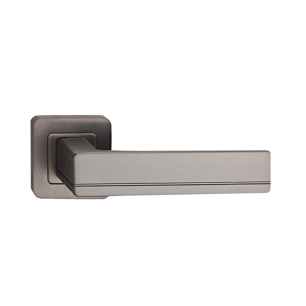 A Hermes Matt Satin Black Square Rose Handle on a white background
